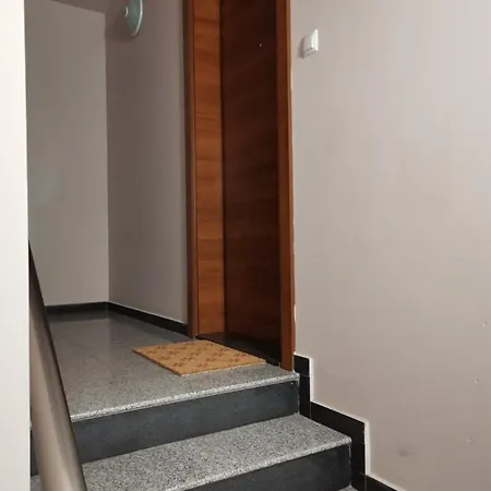 Apartament Next To Mall *